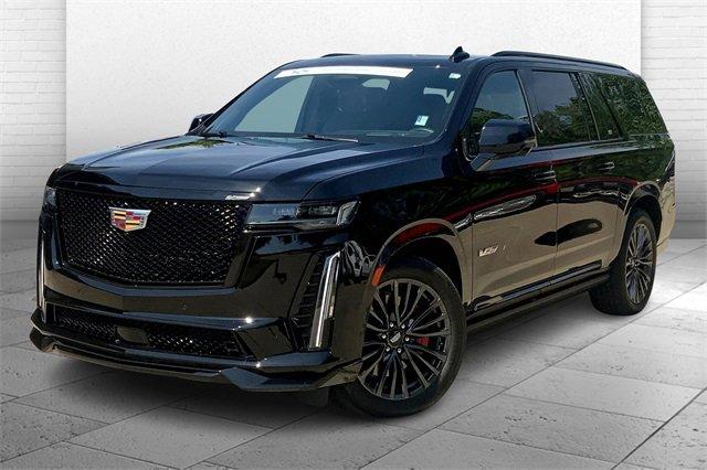 2024 Cadillac Escalade ESV Vehicle Photo in KANSAS CITY, MO 64114-4545