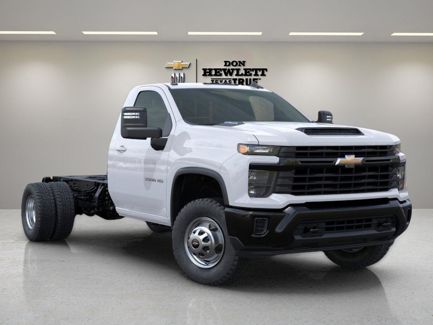 2025 Chevrolet Silverado 3500 HD Chassis Cab Vehicle Photo in GEORGETOWN, TX 78626-7508