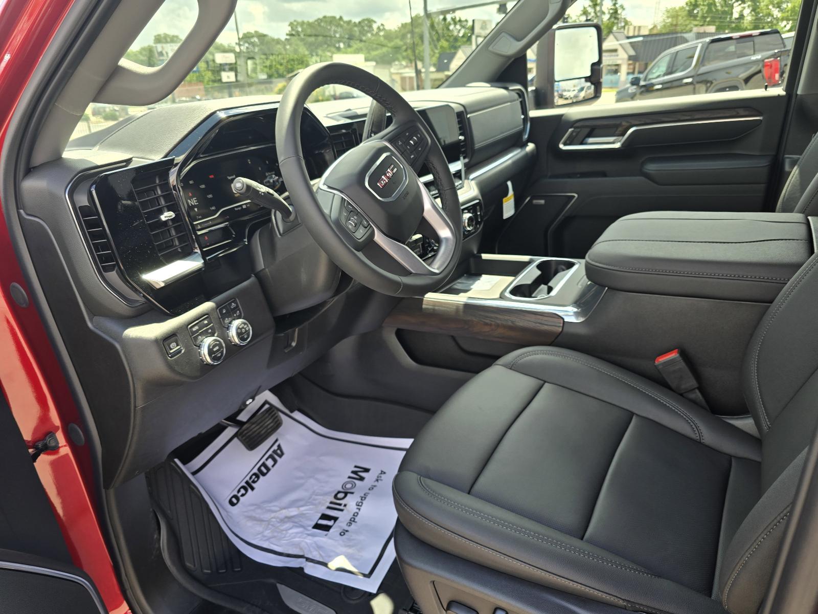 2025 GMC Sierra 2500 HD Vehicle Photo in Rolla, MO 65401