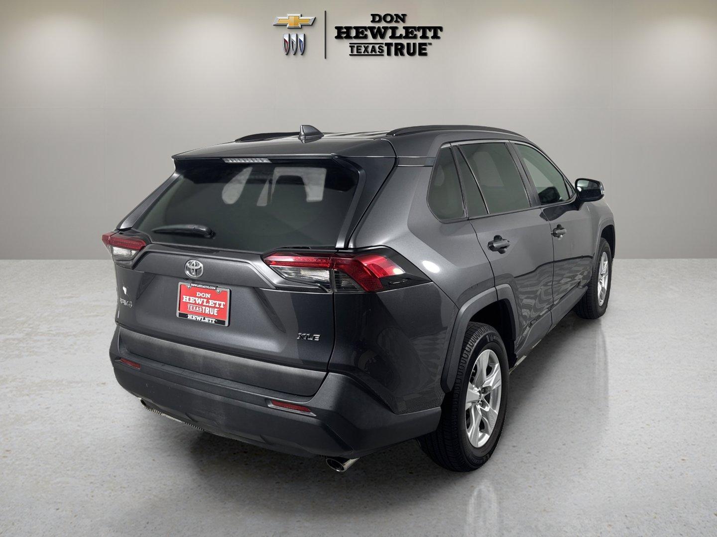 2019 Toyota RAV4 Vehicle Photo in GEORGETOWN, TX 78626-7508