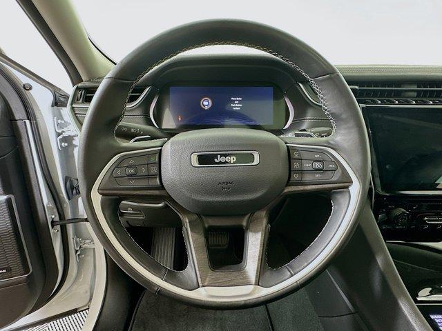 2022 Jeep Grand Cherokee L Vehicle Photo in Doylsetown, PA 18901