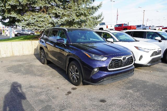 2022 Toyota Highlander Vehicle Photo in Riverdale, UT 84405