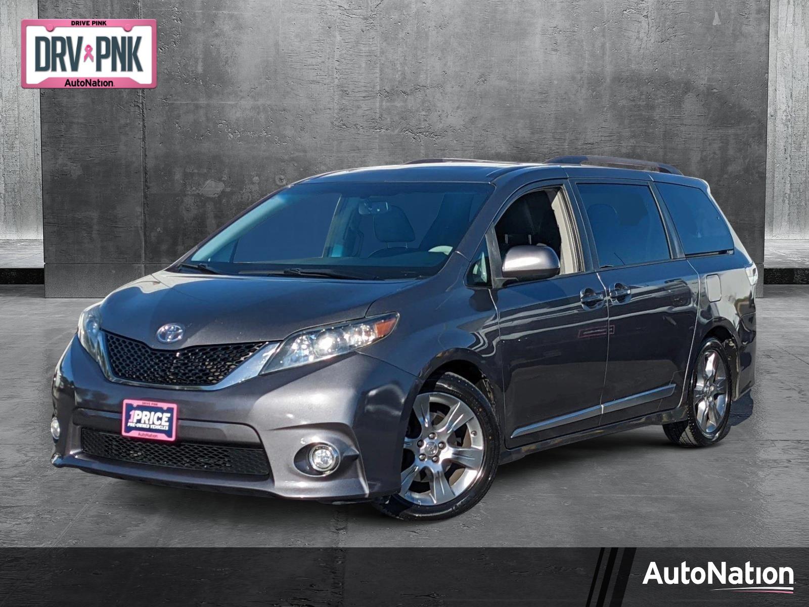 2012 Toyota Sienna Vehicle Photo in VALENCIA, CA 91355-1705