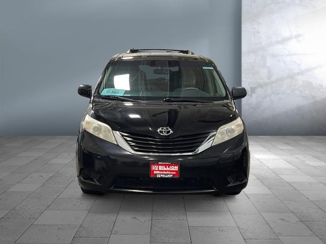 Used 2011 Toyota Sienna LE with VIN 5TDKK3DC8BS079233 for sale in Sioux Falls, SD