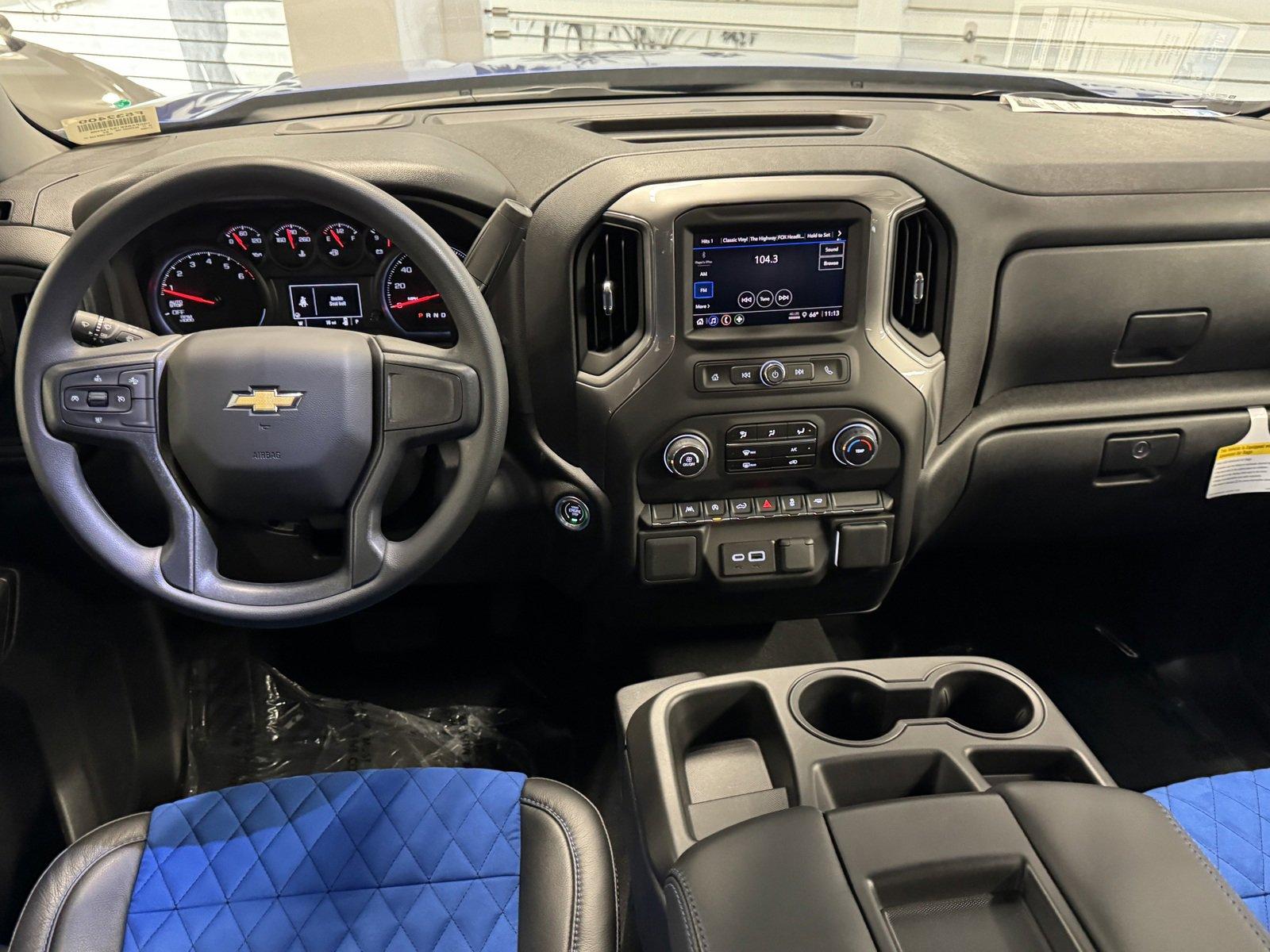 2025 Chevrolet Silverado 1500 Vehicle Photo in LOS ANGELES, CA 90007-3794