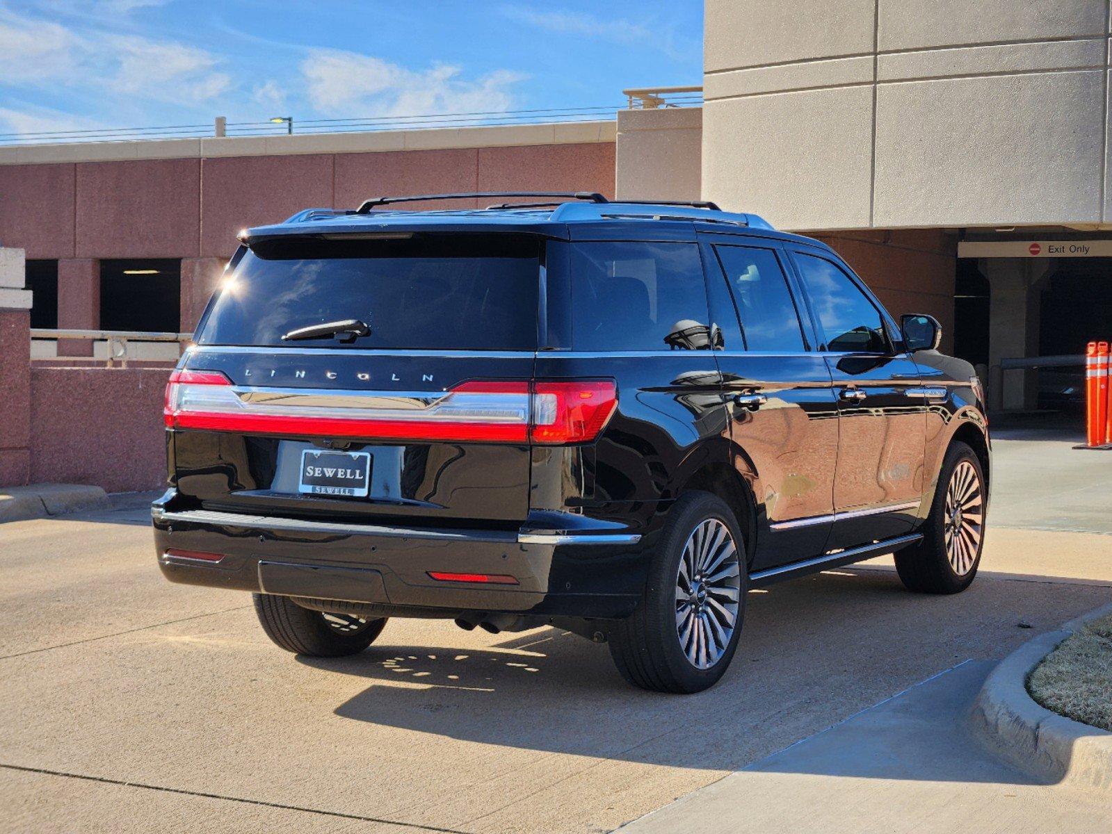 2019 Lincoln Navigator Vehicle Photo in PLANO, TX 75024