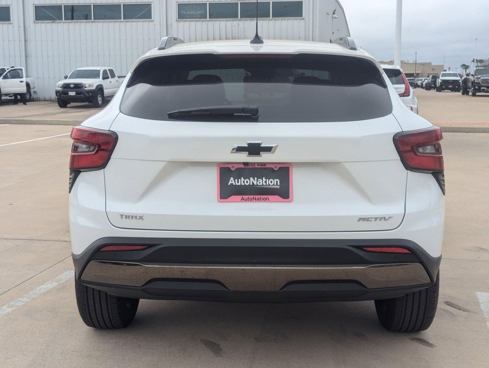 2025 Chevrolet Trax Vehicle Photo in CORPUS CHRISTI, TX 78412-4902