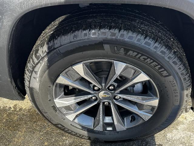 2025 Chevrolet Equinox Vehicle Photo in GARDNER, MA 01440-3110