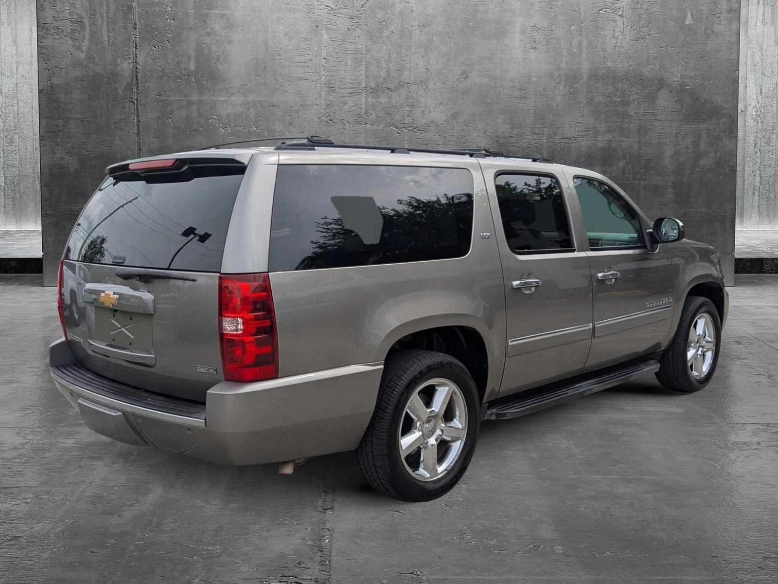 2012 Chevrolet Suburban Vehicle Photo in PEMBROKE PINES, FL 33024-6534