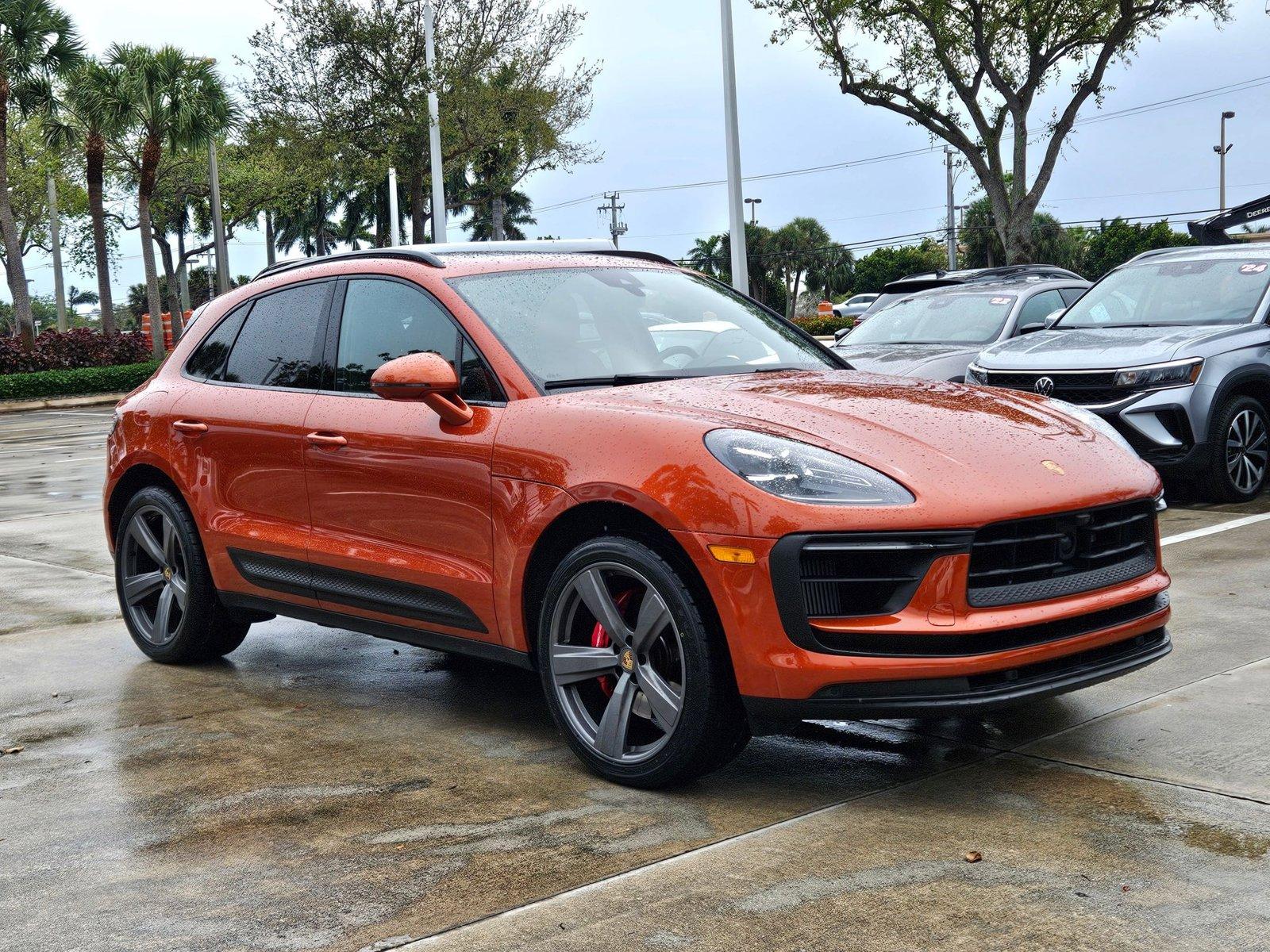 2022 Porsche Macan Vehicle Photo in Pembroke Pines , FL 33027