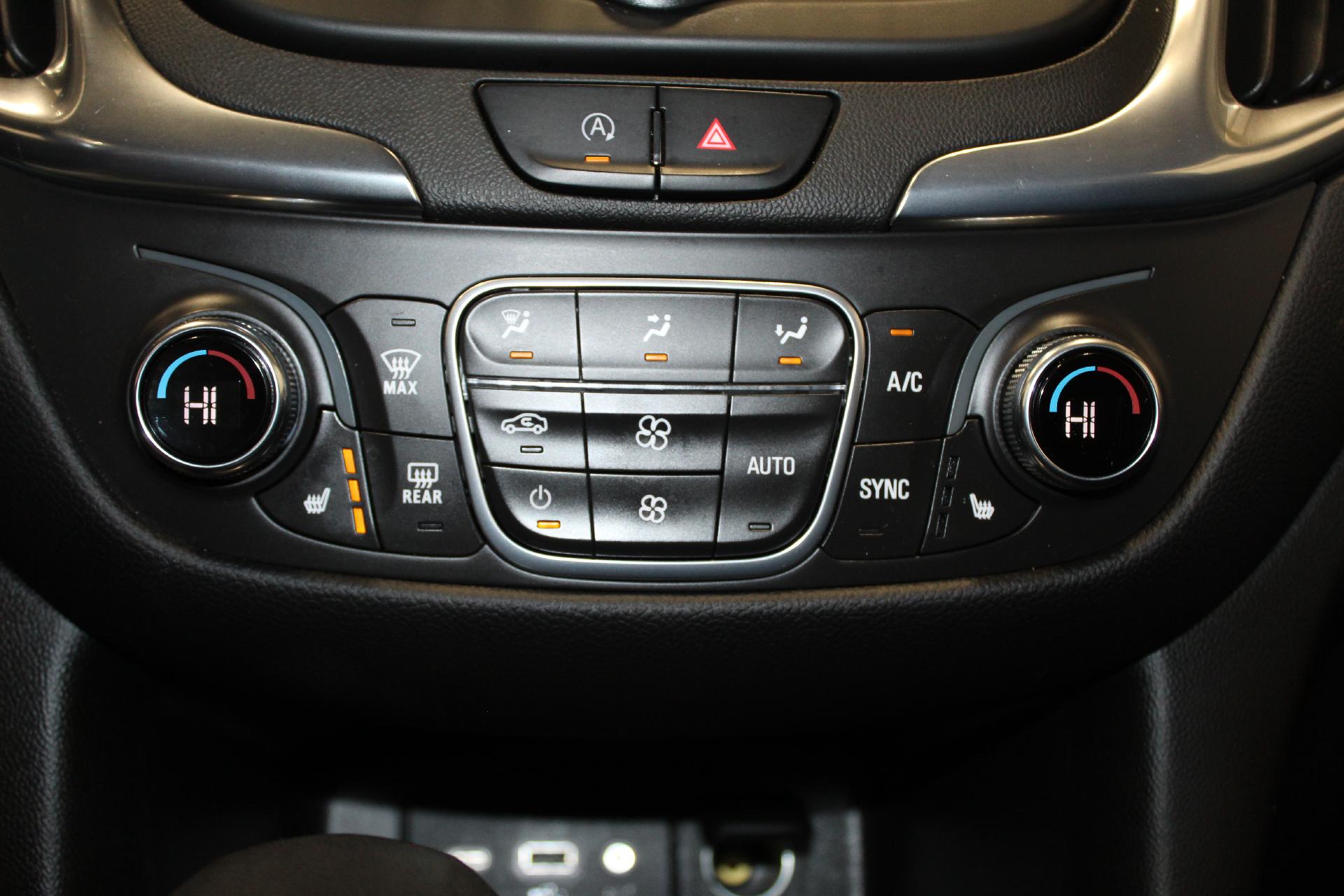 2022 Chevrolet Equinox Vehicle Photo in NORTHAMPTON, MA 01060-1120