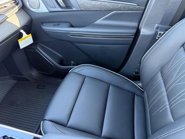 2025 Buick Enclave Vehicle Photo in COLUMBIA, MO 65203-3903