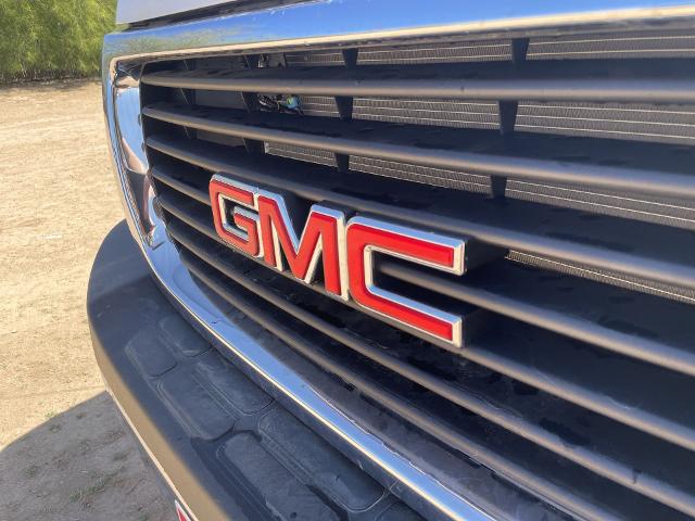 2025 GMC Savana Cutaway 3500 Vehicle Photo in GILBERT, AZ 85297-0402