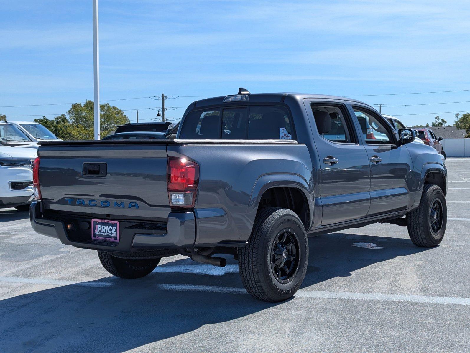 2022 Toyota Tacoma 2WD Vehicle Photo in Ft. Myers, FL 33907