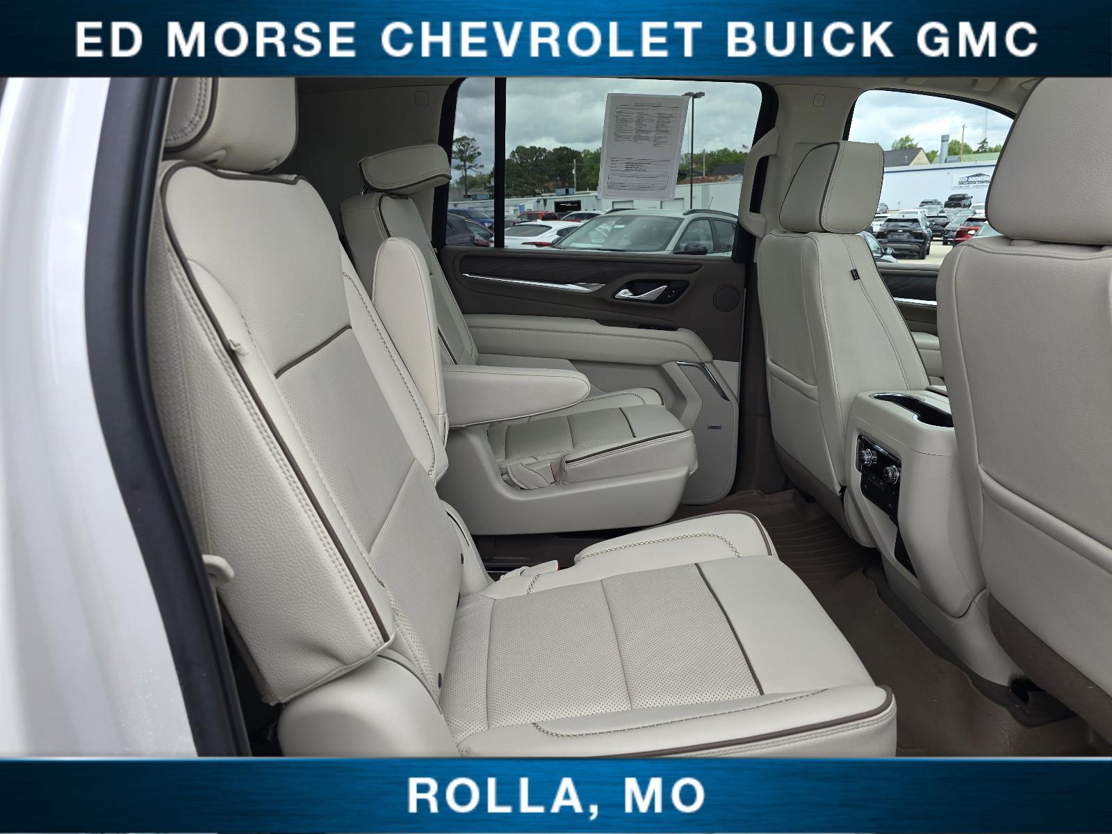 2022 GMC Yukon XL Vehicle Photo in Rolla, MO 65401