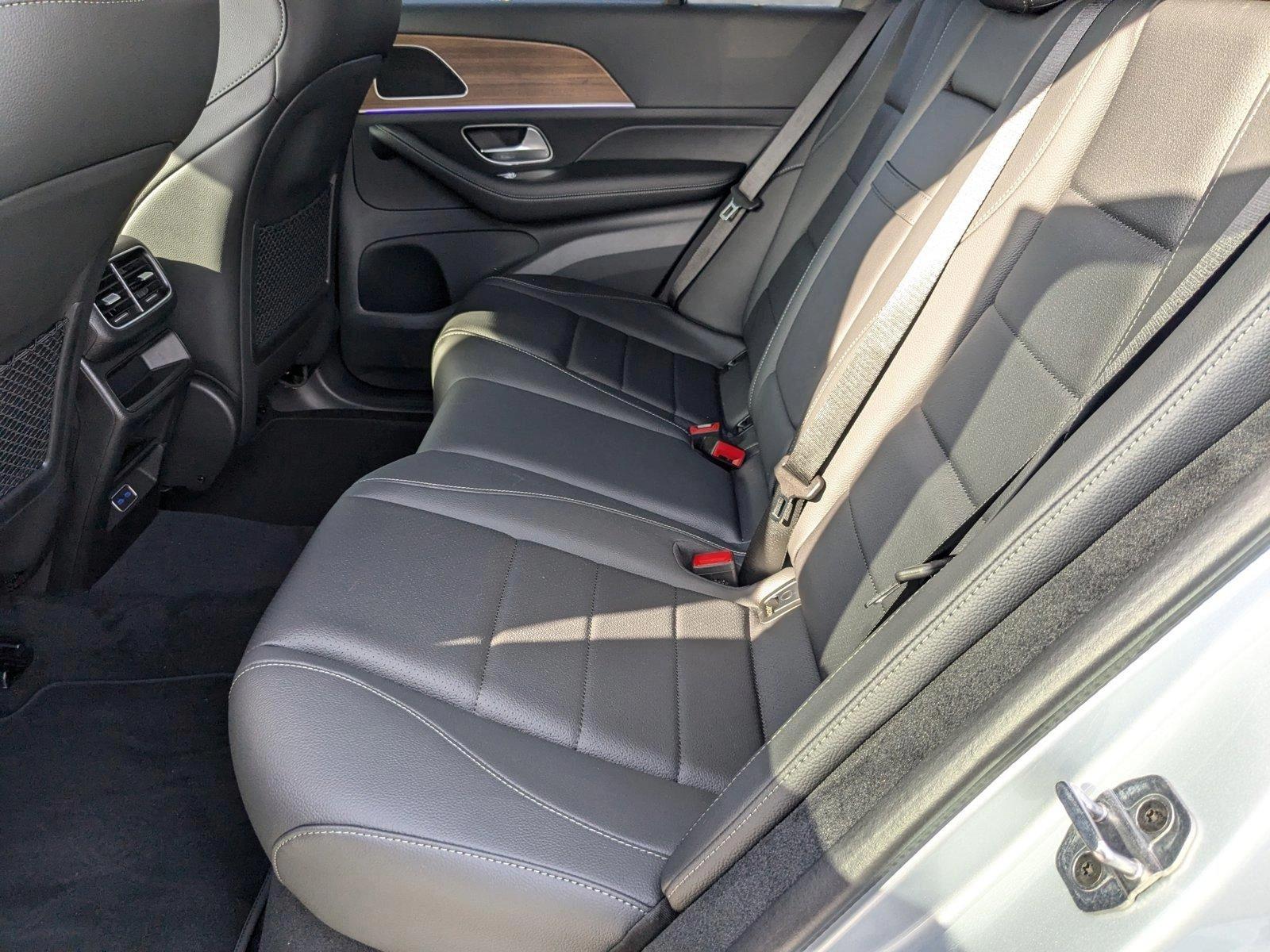 2025 Mercedes-Benz GLE Vehicle Photo in Miami, FL 33169