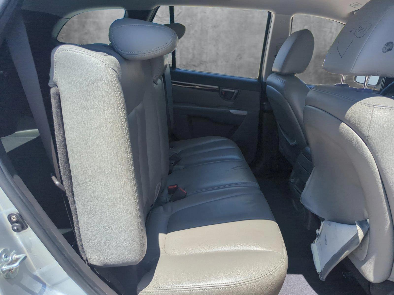 2011 Hyundai SANTA FE Vehicle Photo in Pembroke Pines, FL 33027