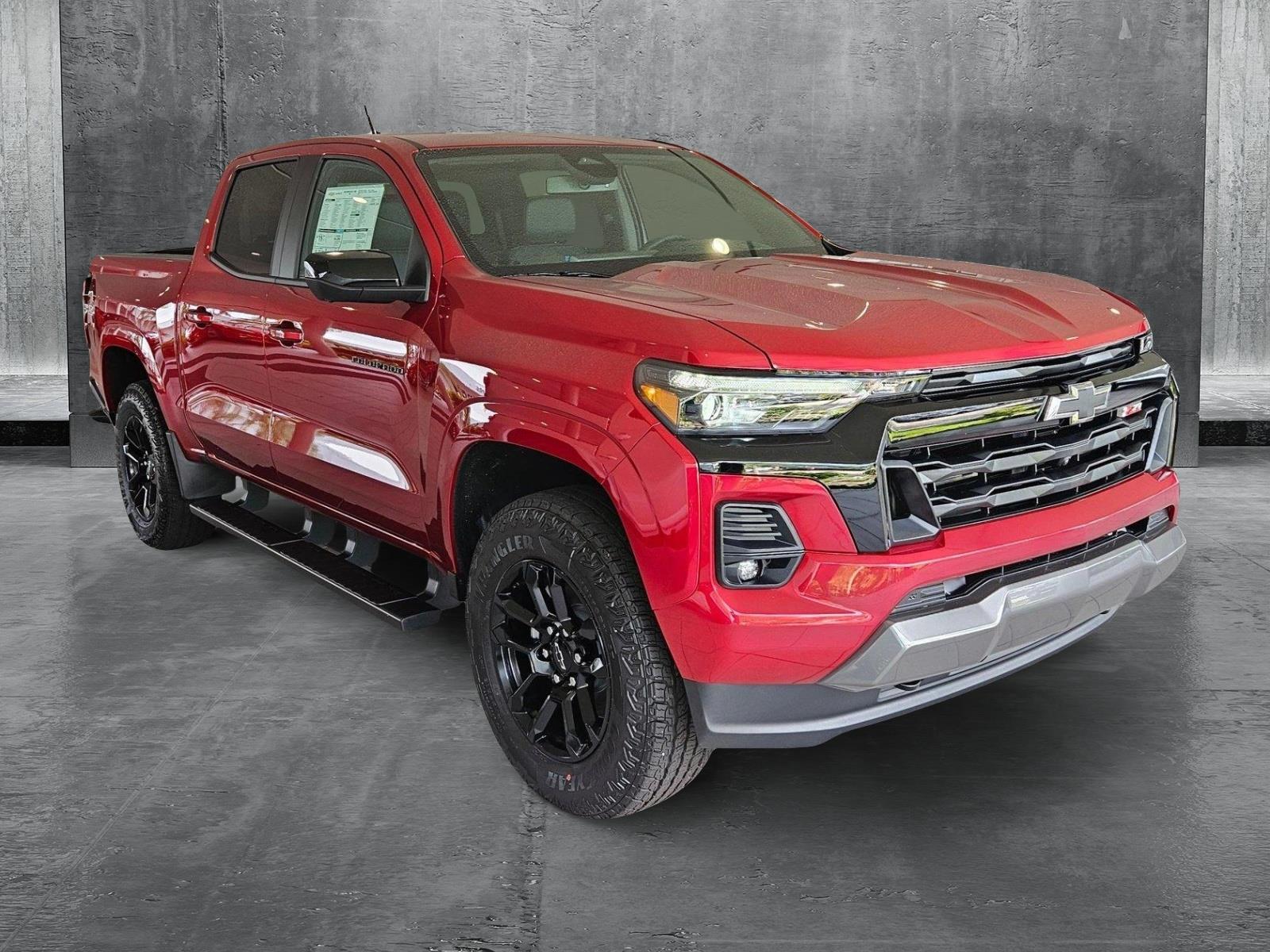 2025 Chevrolet Colorado Vehicle Photo in GREENACRES, FL 33463-3207