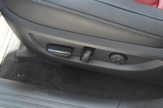 2025 INFINITI QX50 Vehicle Photo in Houston, TX 77090