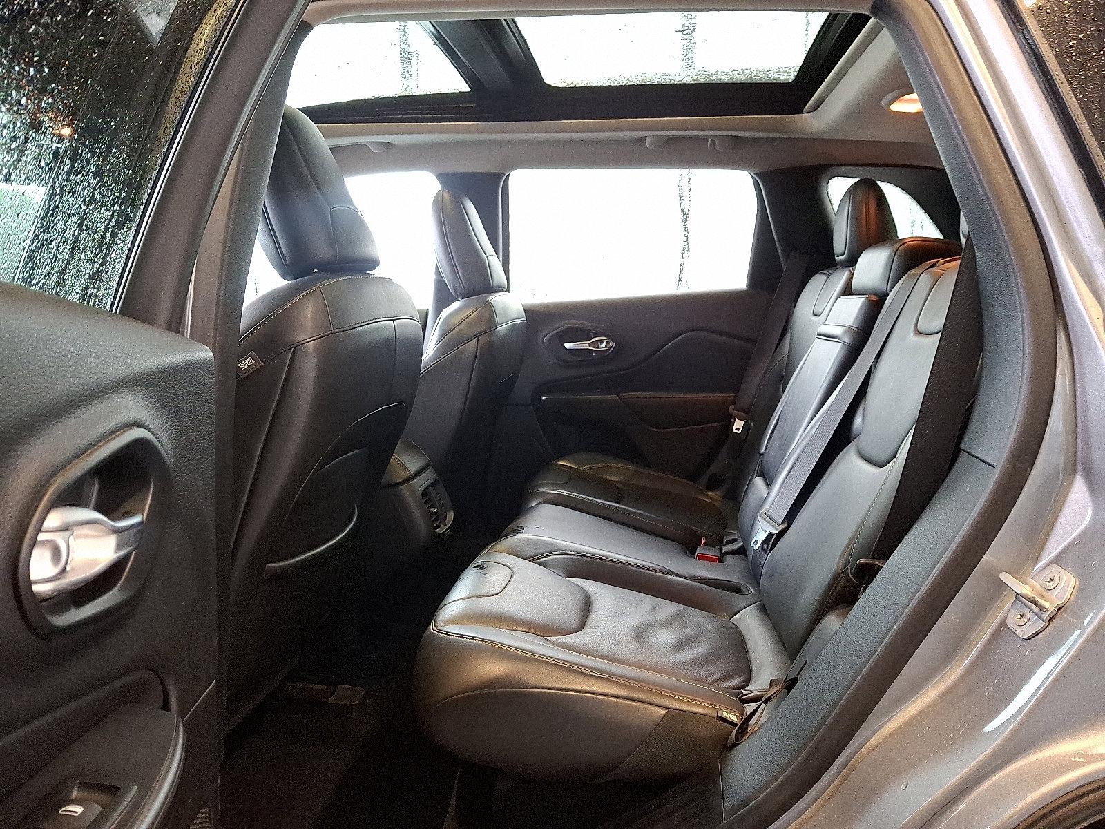 2015 Jeep Cherokee Vehicle Photo in Mechanicsburg, PA 17050-2306
