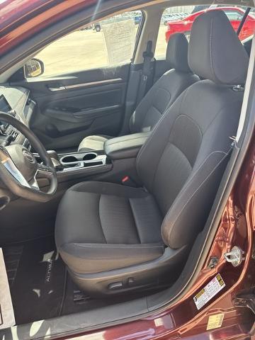 2023 Nissan Altima Vehicle Photo in Winslow, AZ 86047-2439