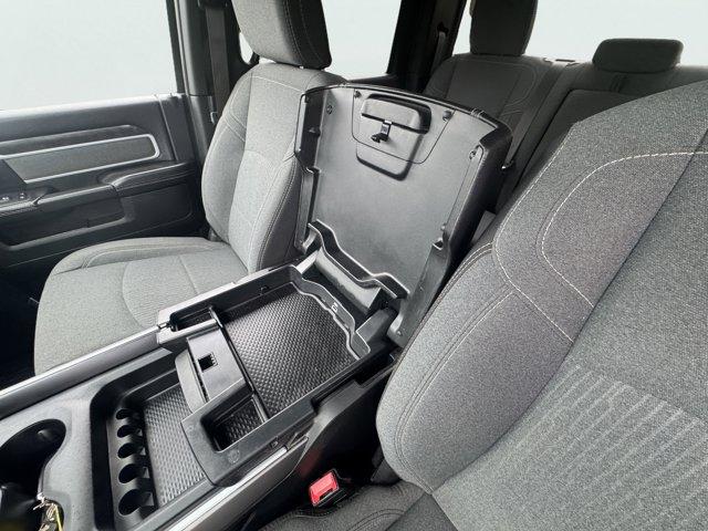 2022 Ram 2500 Vehicle Photo in LEOMINSTER, MA 01453-2952