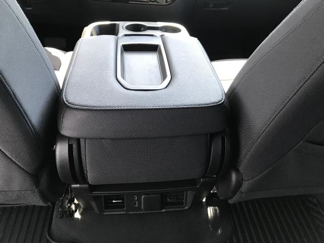 2024 Chevrolet Silverado 1500 Vehicle Photo in GREEN BAY, WI 54303-3330