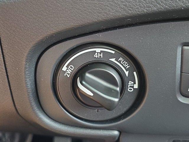 2023 Nissan Frontier Vehicle Photo in Pleasant Hills, PA 15236