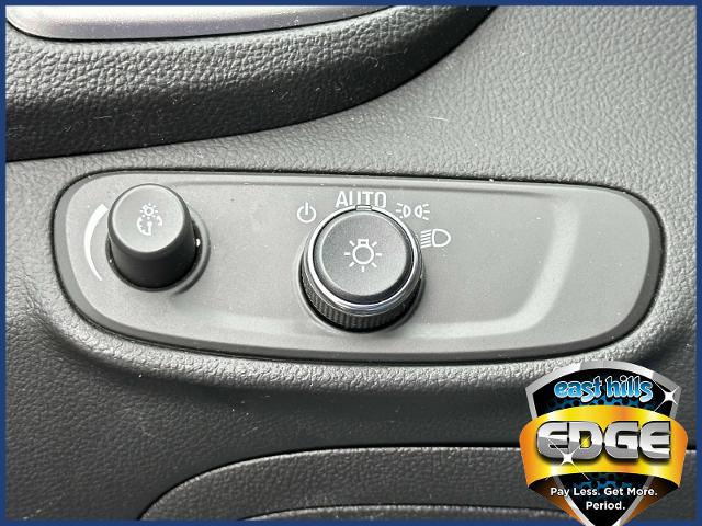 2022 Chevrolet Trax Vehicle Photo in Roslyn, NY 11576