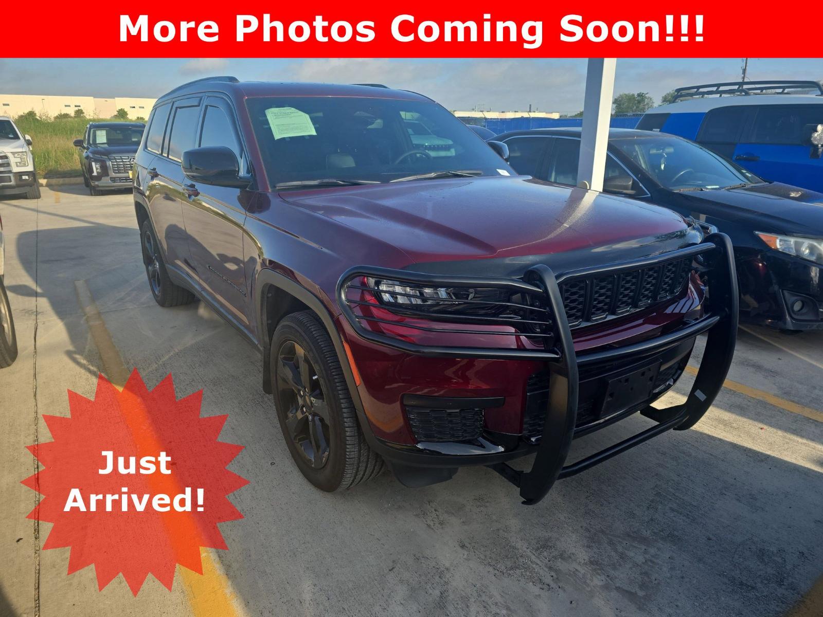 2024 Jeep Grand Cherokee L Vehicle Photo in Seguin, TX 78155