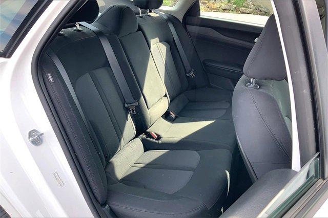 2022 Kia K5 Vehicle Photo in KANSAS CITY, MO 64114-4502