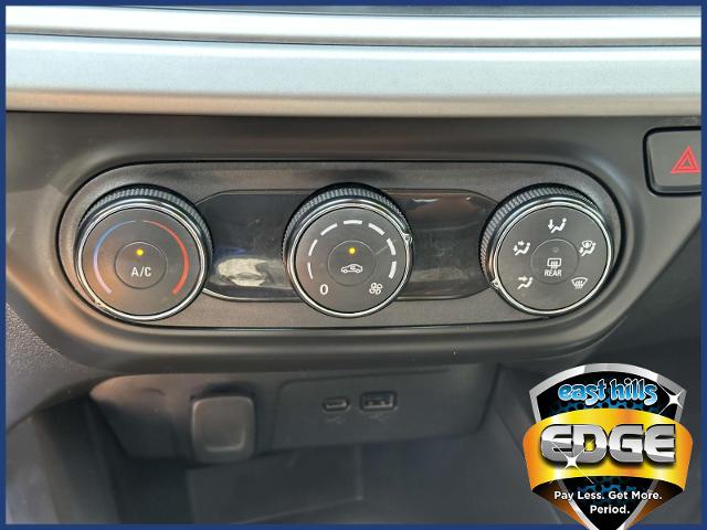 2024 Chevrolet Trax Vehicle Photo in Roslyn, NY 11576