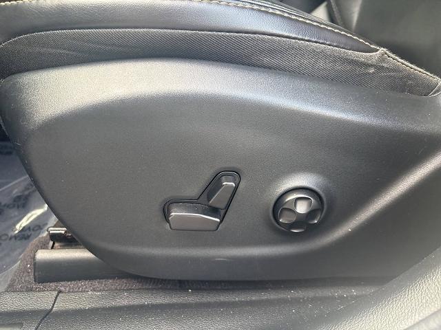 2018 Jeep Cherokee Vehicle Photo in HARRISBURG, PA 17111-1033