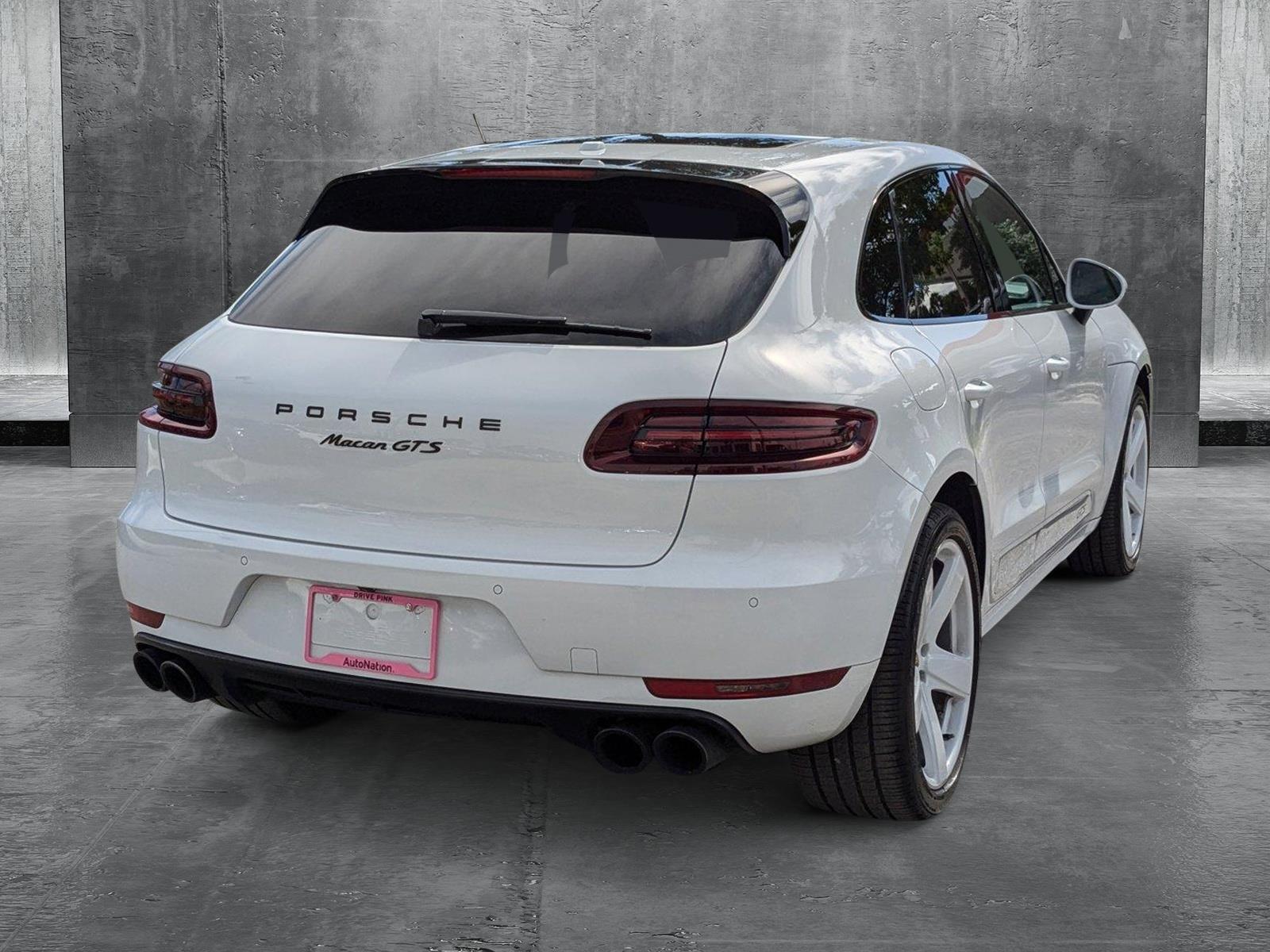 2018 Porsche Macan Vehicle Photo in Miami, FL 33015