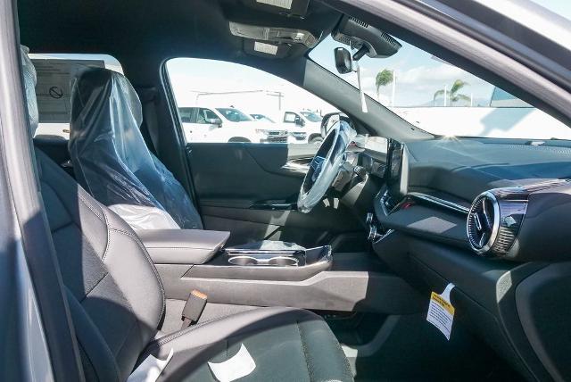 2025 Chevrolet Equinox Vehicle Photo in VENTURA, CA 93003-8585