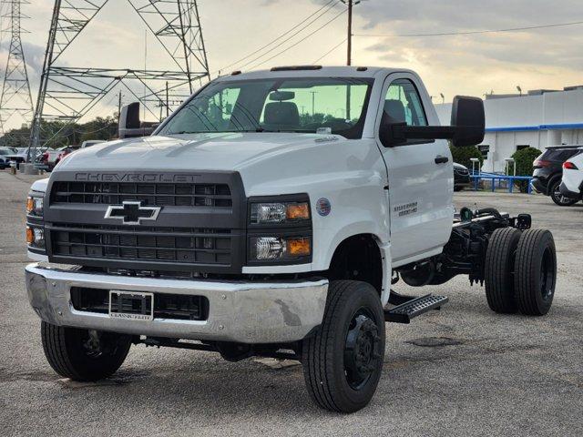 2023 Chevrolet Silverado 5500 HD Vehicle Photo in SUGAR LAND, TX 77478-0000