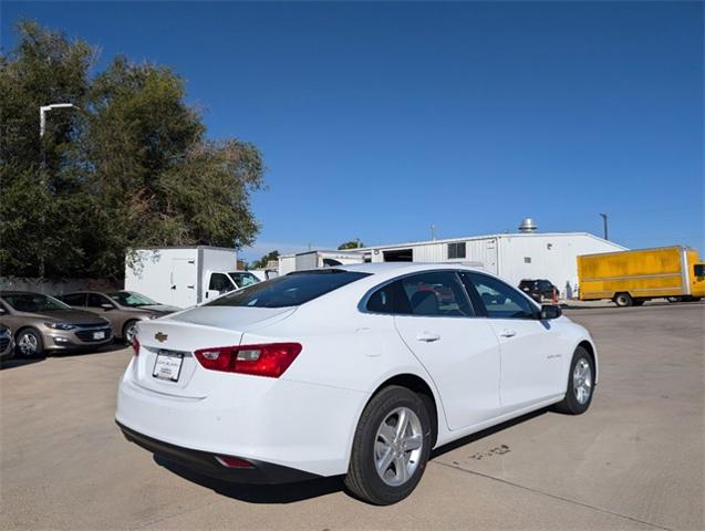 2025 Chevrolet Malibu Vehicle Photo in ENGLEWOOD, CO 80113-6708