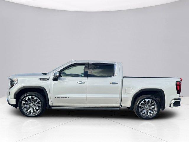 2023 GMC Sierra 1500 Vehicle Photo in LEOMINSTER, MA 01453-2952