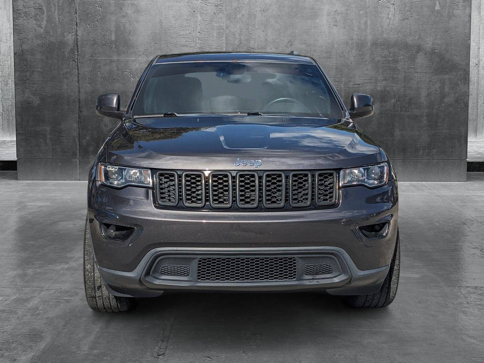 2017 Jeep Grand Cherokee Vehicle Photo in GREENACRES, FL 33463-3207