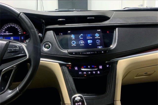 2017 Cadillac XT5 Vehicle Photo in TOPEKA, KS 66609-0000