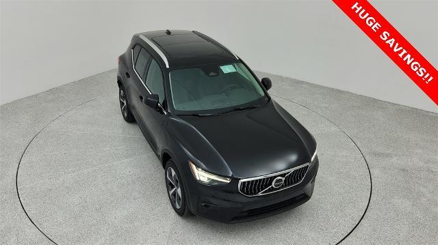 2024 Volvo XC40 Vehicle Photo in Grapevine, TX 76051