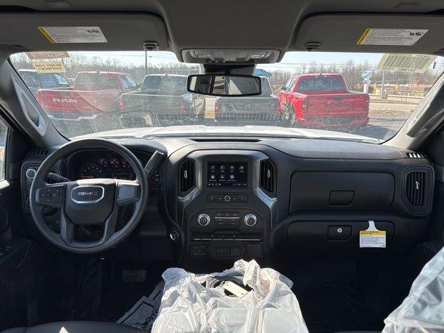 2025 GMC Sierra 3500 HD Chassis Cab Vehicle Photo in MEDINA, OH 44256-9631