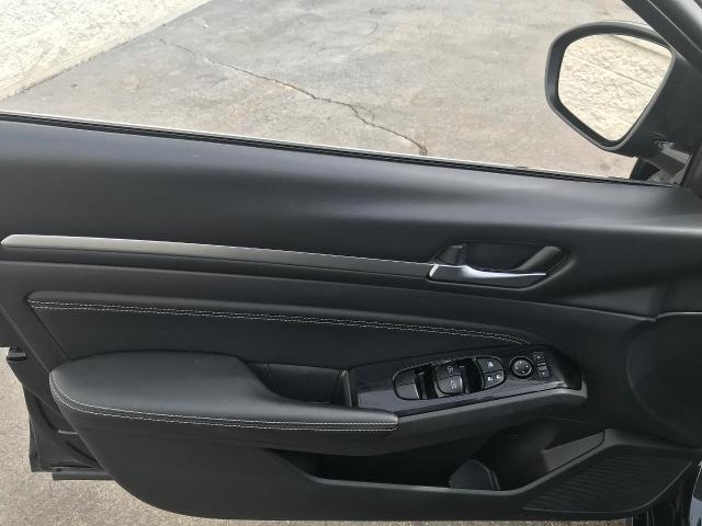 2020 Nissan Altima Vehicle Photo in GREEN BAY, WI 54303-3330