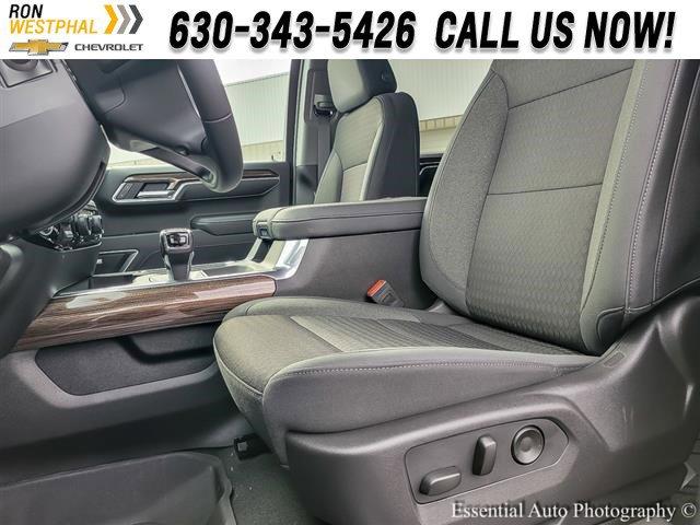 2025 Chevrolet Silverado 1500 Vehicle Photo in AURORA, IL 60503-9326