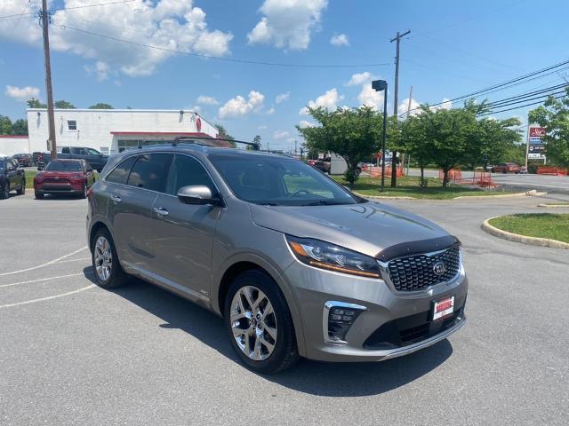Used 2019 Kia Sorento SXL with VIN 5XYPKDA5XKG557683 for sale in Winchester, VA