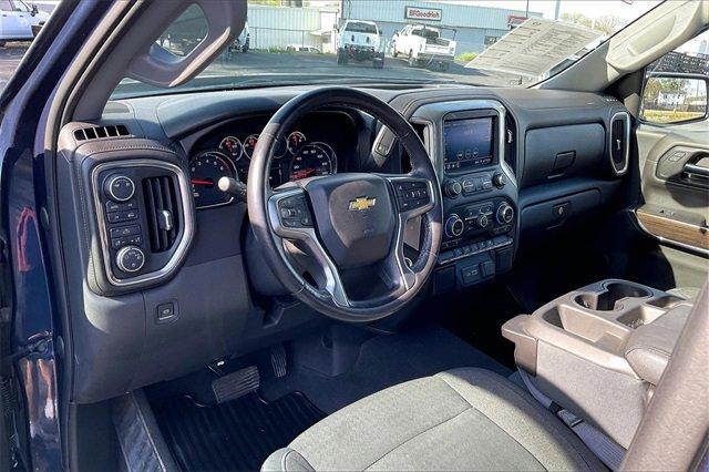 2019 Chevrolet Silverado 1500 Vehicle Photo in INDEPENDENCE, MO 64055-1314