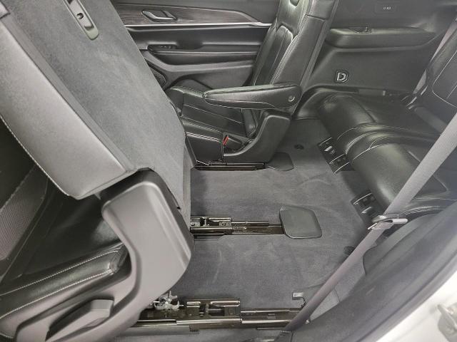 2023 Jeep Grand Cherokee L Vehicle Photo in Kaukauna, WI 54130