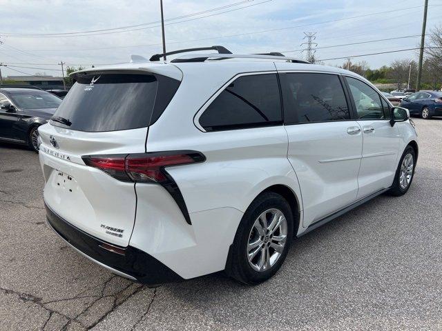 2022 Toyota Sienna Vehicle Photo in MILFORD, OH 45150-1684