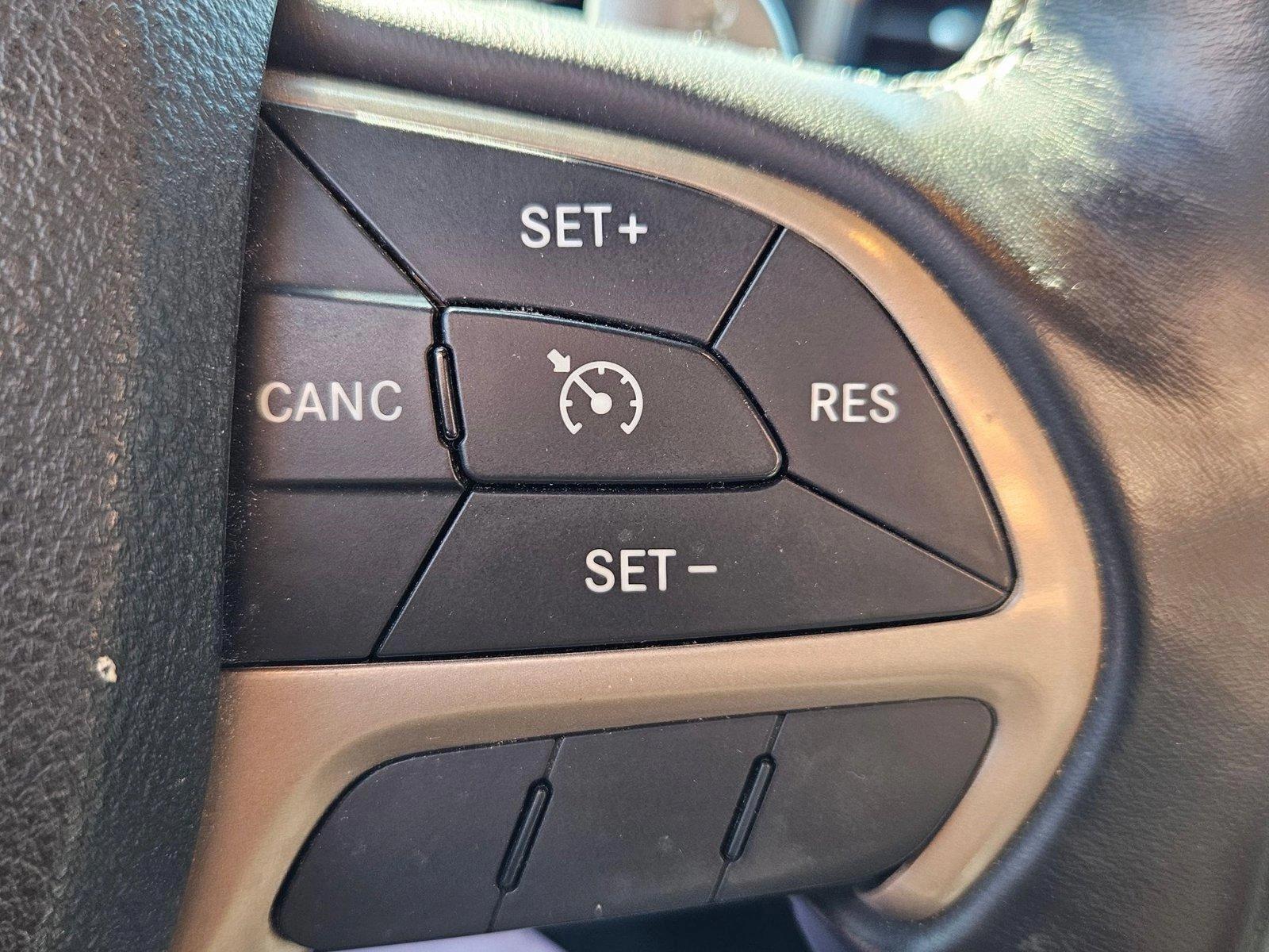 2015 Jeep Grand Cherokee Vehicle Photo in Panama City, FL 32401