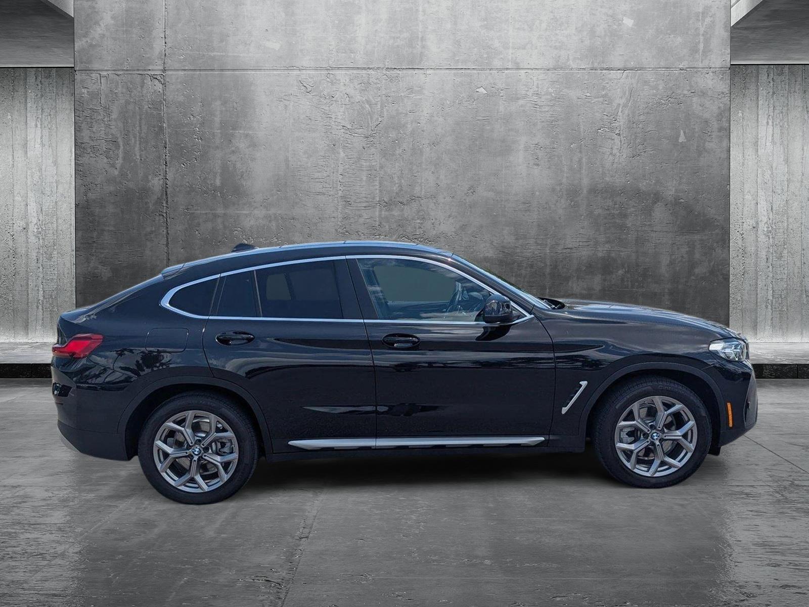 2022 BMW X4 xDrive30i Vehicle Photo in Delray Beach, FL 33444